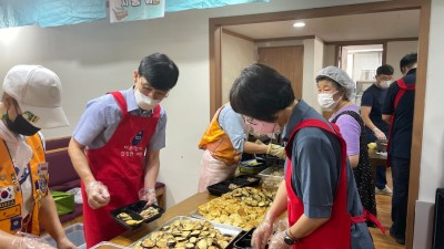 이창호 기흥구청장, 추석 연휴 앞두고 무료급식시설 방문