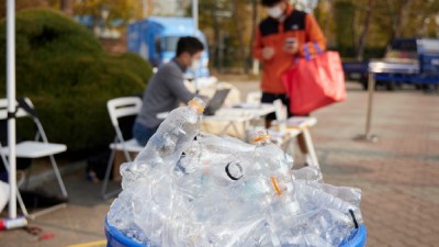 안양시 투명페트병 회수사업 확대…페트병 공원으로 가지고 오세요