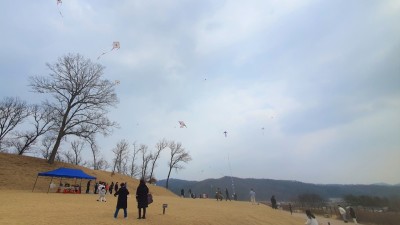 용인특례시, 3·1절 어린이 처인성의 함성 ‘태극연 날리기 만세’