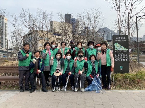 3.(사진)오전동 환경정화활동.jpg
