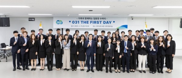 가족과+함께하는+임용장+수여식+－031+THE+FIRST+DAY－(1).jpg