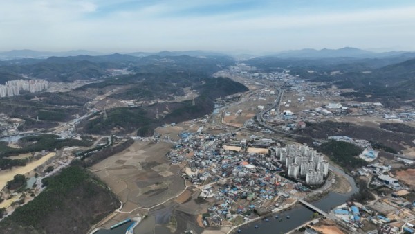 4. 첨단 시스템반도체 국가산단이 들어설 처인구 남사읍과 이동읍 일대 전경.jpg