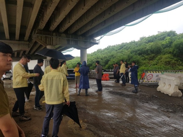 4. 용인특례시가 지난해 태풍 피해를 입었던 처인구 모현읍 매산4리의 피해 재발 방지를 위해 우수관로 공사를 올해 내 완료할 예정이다..jpg