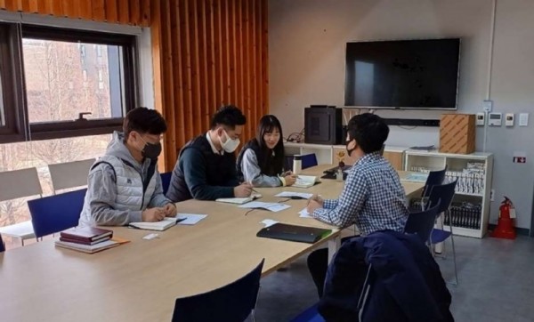 1.+FTA컨설팅+사진.jpg