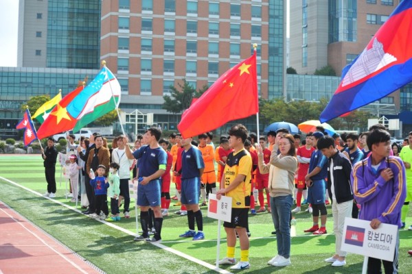 보도자료7+시흥컵+외국인근로자+축구대회+성료.JPG