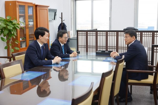 서삼석+국회예산결산특별위원장+면담(1).jpg