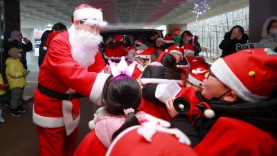 산타 할아버지 이상일 용인특례시장, 특별한 ‘크리스마스 추억’ 선물