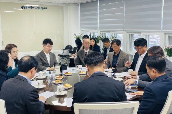 5.수원시직업계고등학교장간담회열고청소년들진로·진학연결사업추진방안논의.jpg