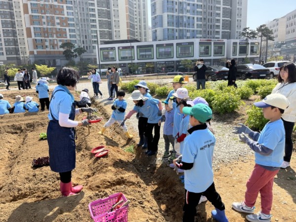 보도자료7+시흥시+어린이+농부학교+개교식.jpg