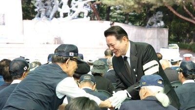 제69회 현충일 맞은 최대호 안양시장 “보훈은 선열에 대한 존경…자유·평화 지켜나갈 것”